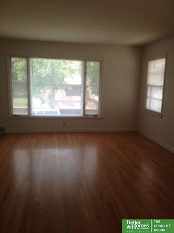 3719 Jones Street, Omaha, NE 68105