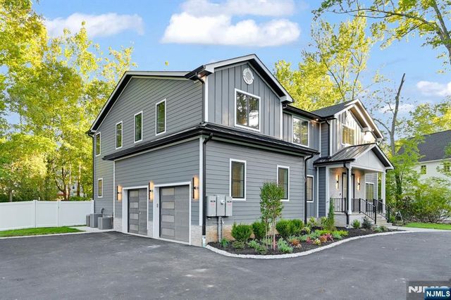 470 White Oak Ridge Road, Millburn, NJ 07078