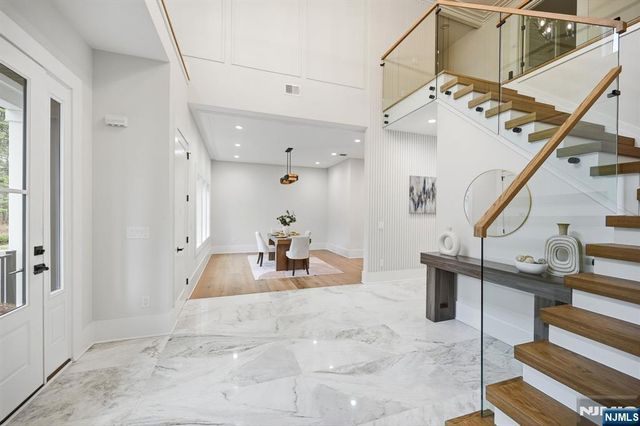 470 White Oak Ridge Road, Millburn, NJ 07078