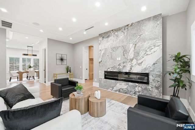 470 White Oak Ridge Road, Millburn, NJ 07078