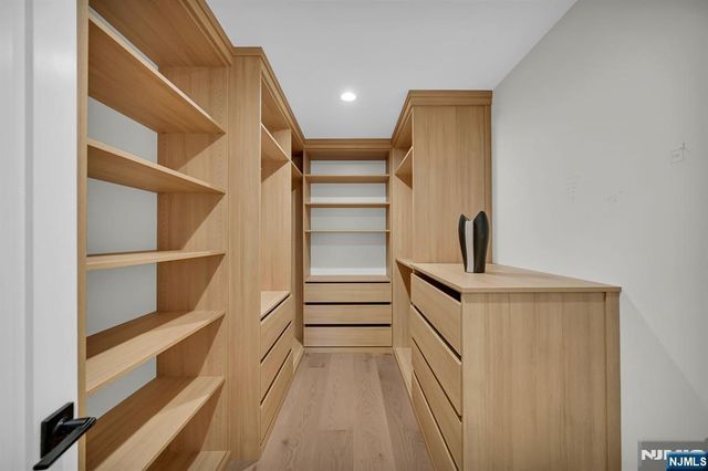 470 White Oak Ridge Road, Millburn, NJ 07078