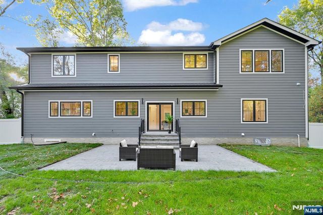 470 White Oak Ridge Road, Millburn, NJ 07078