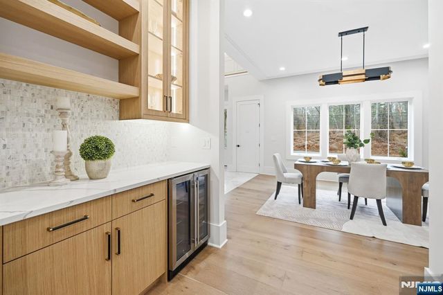 470 White Oak Ridge Road, Millburn, NJ 07078