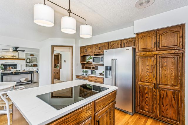 1315 N Rutland Cir, Wichita, KS 67206