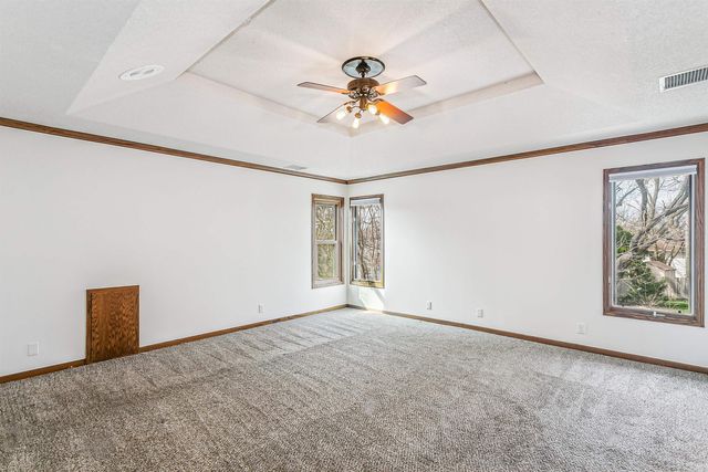 1315 N Rutland Cir, Wichita, KS 67206