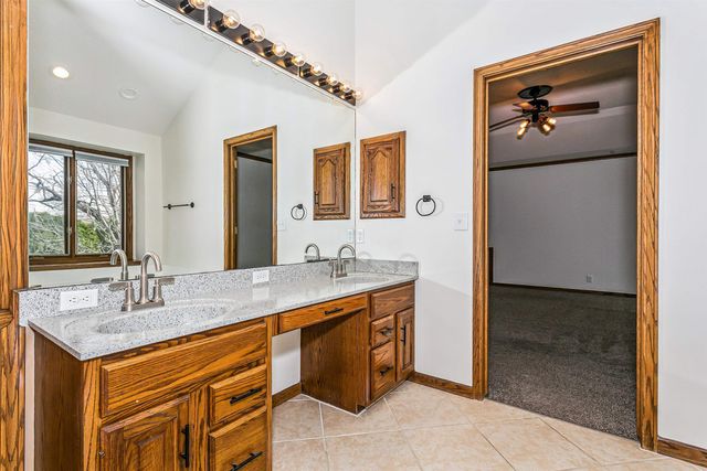 1315 N Rutland Cir, Wichita, KS 67206