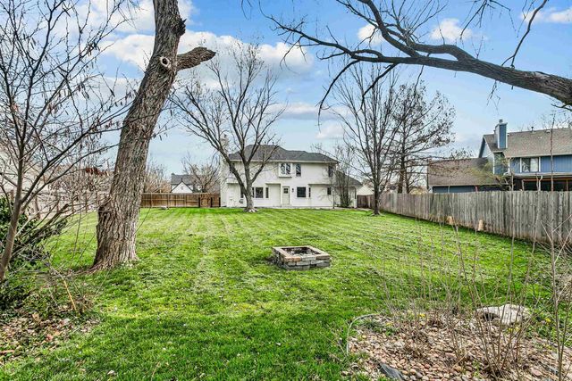 1315 N Rutland Cir, Wichita, KS 67206