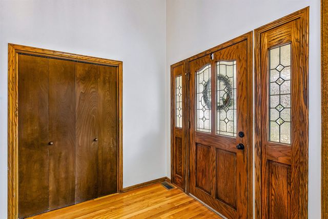 1315 N Rutland Cir, Wichita, KS 67206