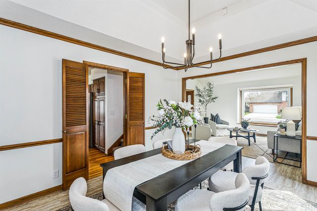 1315 N Rutland Cir, Wichita, KS 67206