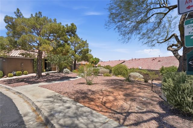 379 Blanca Springs Drive, Henderson, NV 89014