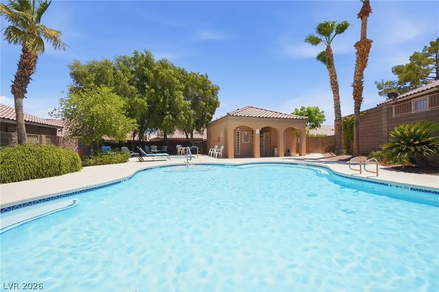 379 Blanca Springs Drive, Henderson, NV 89014