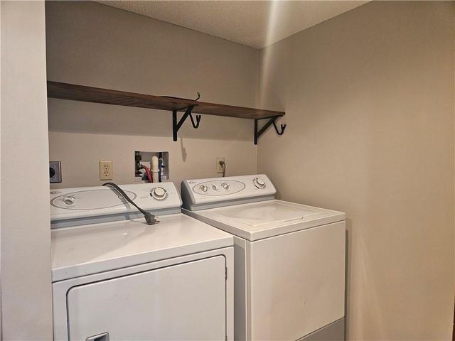 12116 W 67th Street, Shawnee, KS 66216