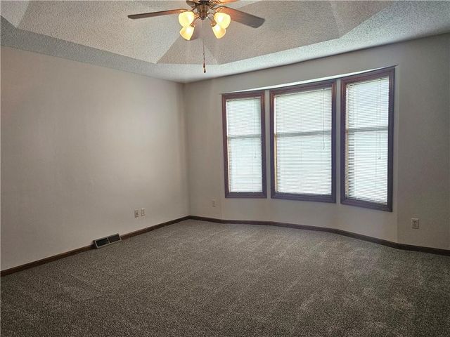 12116 W 67th Street, Shawnee, KS 66216