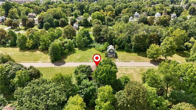 148 Saint Louis Avenue, Youngstown, OH 44507