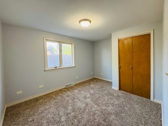 514 Talma Street 2, Aurora, IL 60505