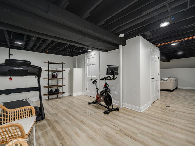 10630 S Keeler Avenue, Oak Lawn, IL 60453