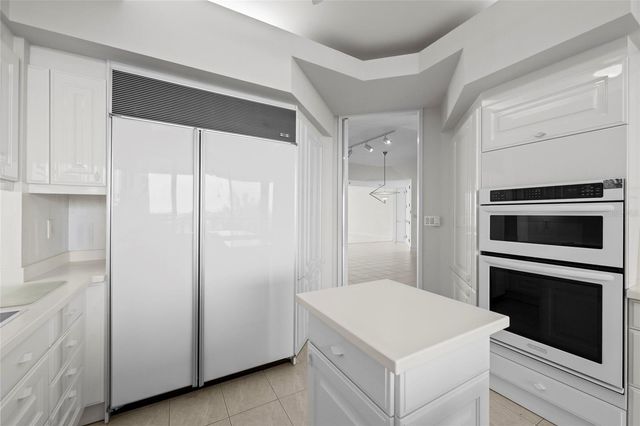 3060 GRAND BAY BOULEVARD 133, Longboat Key, FL 34228