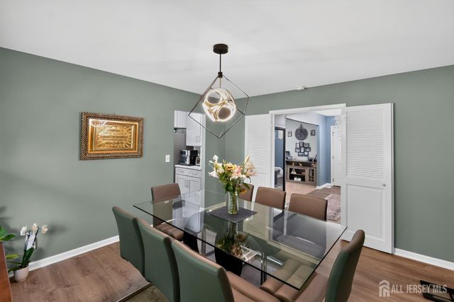 62 Macafee Road, Franklin Twsp, NJ 08873