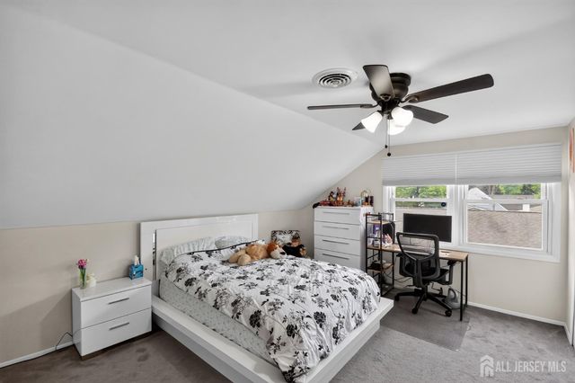 62 Macafee Road, Franklin Twsp, NJ 08873