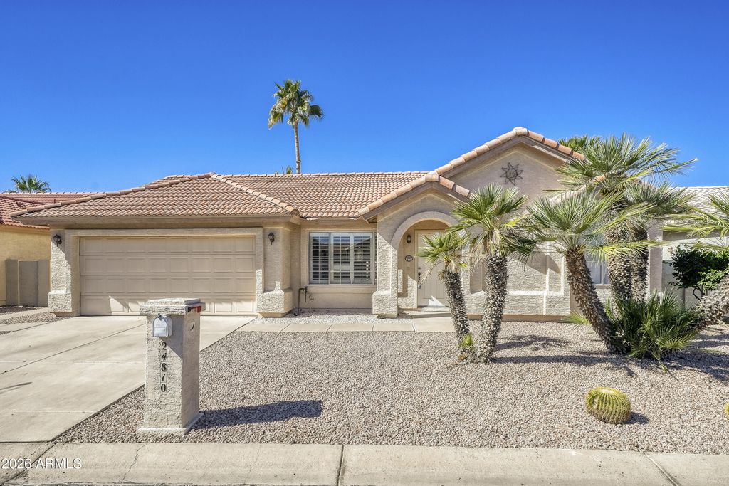 24810 S FOXGLENN Drive, Sun Lakes, AZ 85248