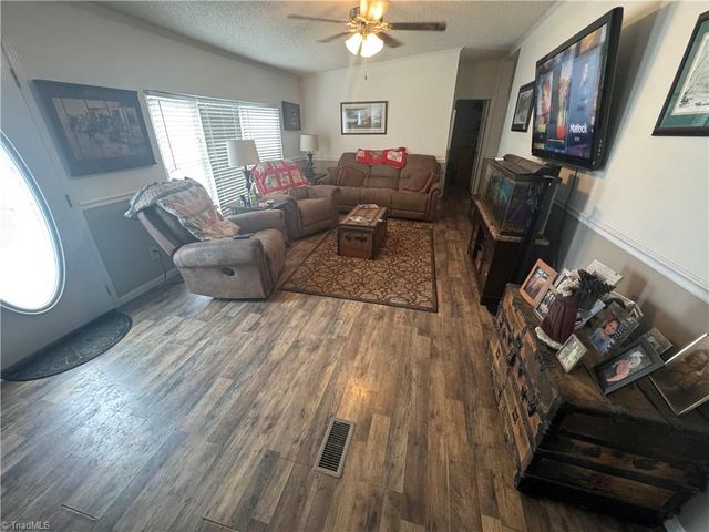 1040 Breezeway Drive, King, NC 27021