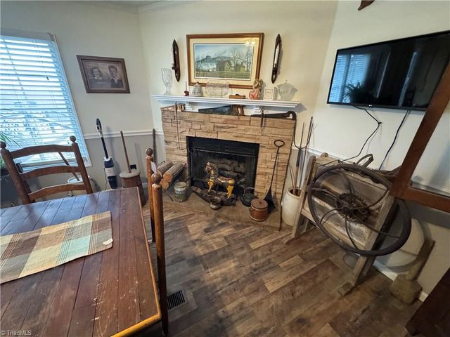 1040 Breezeway Drive, King, NC 27021