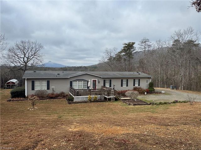 1040 Breezeway Drive, King, NC 27021