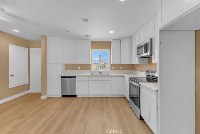 2867 Stardust Avenue, Thermal, CA 92274