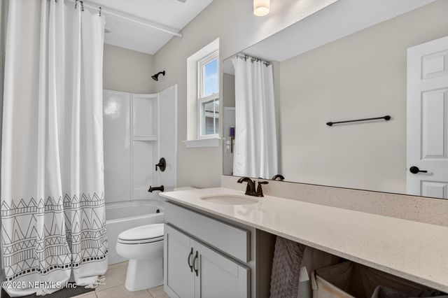 13659 HOLSINGER Boulevard, Jacksonville, FL 32256