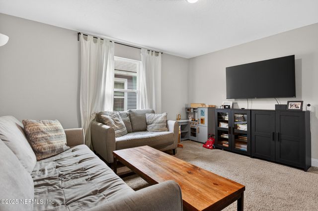 13659 HOLSINGER Boulevard, Jacksonville, FL 32256