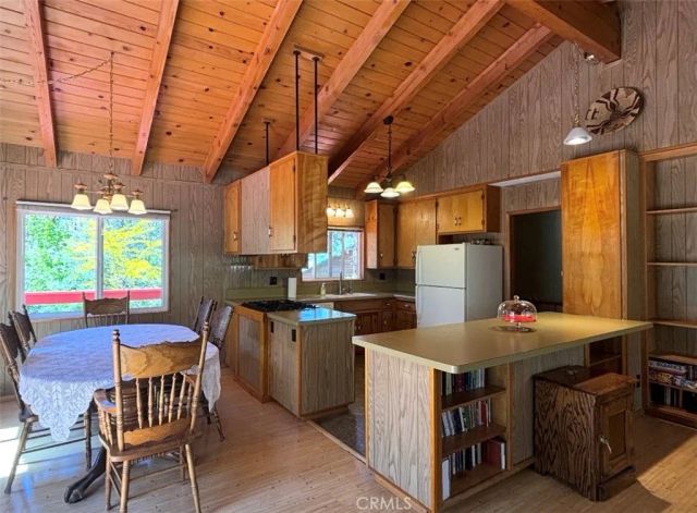 5746 Elm, Wrightwood, CA 92397