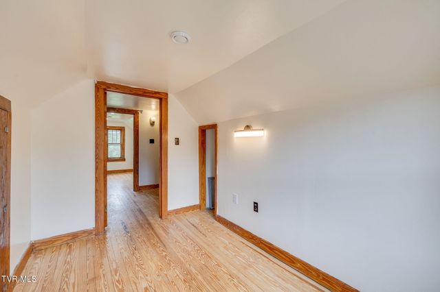 104 Pond Springs Road, Kingsport, TN 37664