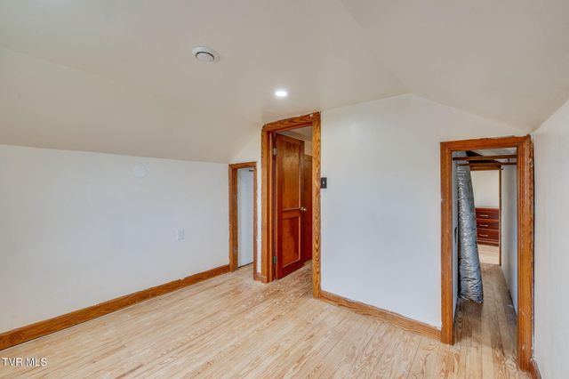 104 Pond Springs Road, Kingsport, TN 37664