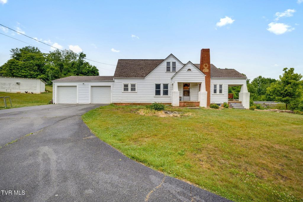 104 Pond Springs Road, Kingsport, TN 37664