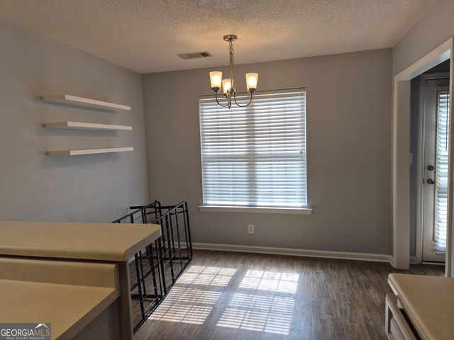 200 Myles Lane, Bonaire, GA 31005