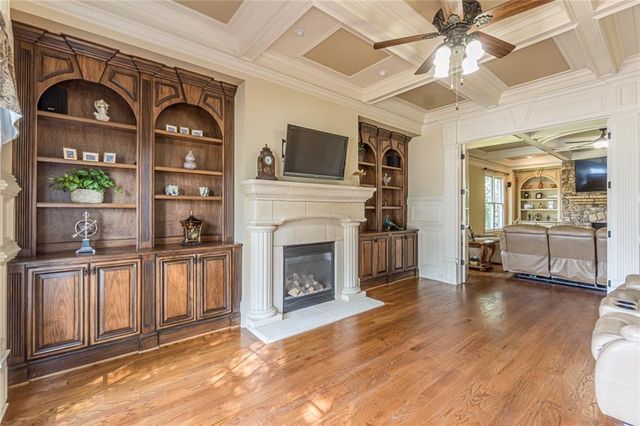 1180 Vintage Club Drive, Johns Creek, GA 30097