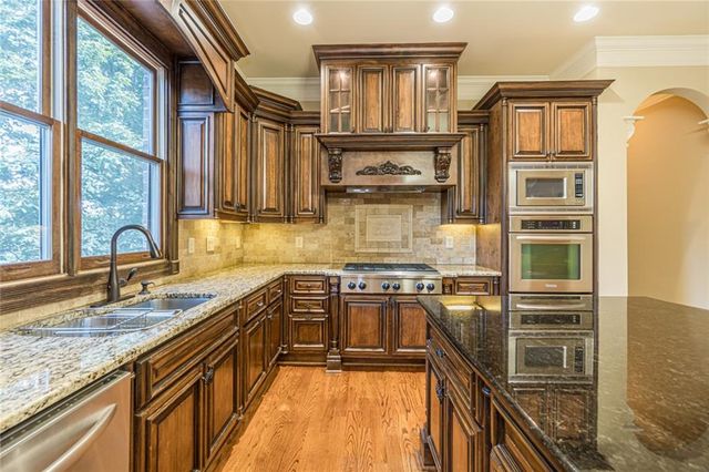 1180 Vintage Club Drive, Johns Creek, GA 30097