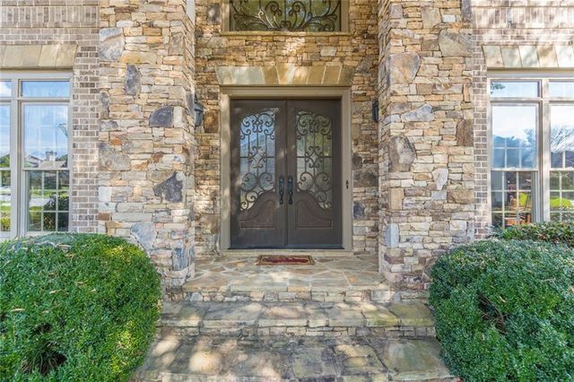 1180 Vintage Club Drive, Johns Creek, GA 30097