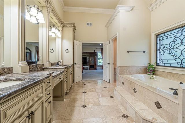 1180 Vintage Club Drive, Johns Creek, GA 30097