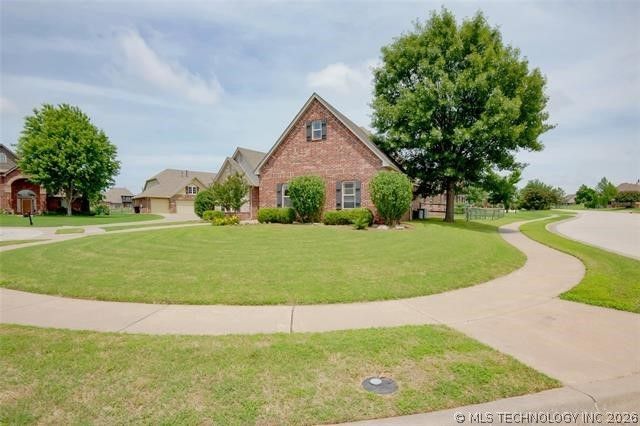 4201 N Lions Court, Broken Arrow, OK 74012