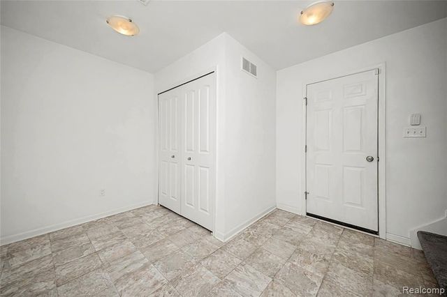 3157 Johanna Ware, Wixom, MI 48393