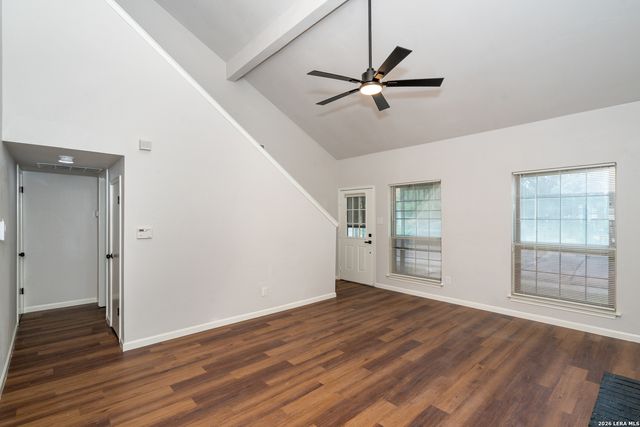 731 GARDEN MEADOW DR, Universal City, TX 78148