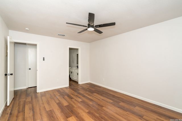 731 GARDEN MEADOW DR, Universal City, TX 78148