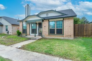 731 GARDEN MEADOW DR, Universal City, TX 78148