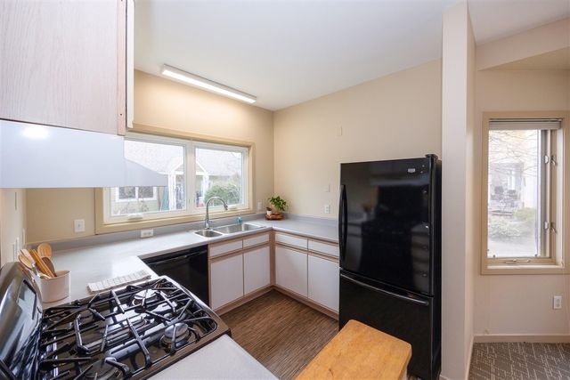 424 Little Lake Drive 26, Ann Arbor, MI 48103