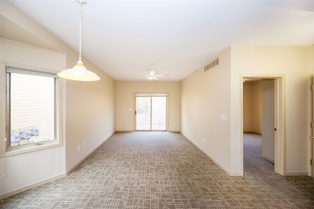 424 Little Lake Drive 26, Ann Arbor, MI 48103