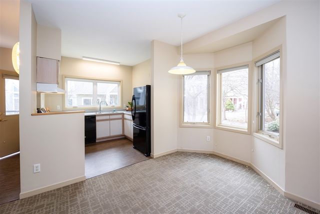 424 Little Lake Drive 26, Ann Arbor, MI 48103