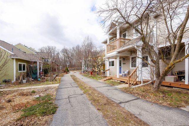 424 Little Lake Drive 26, Ann Arbor, MI 48103