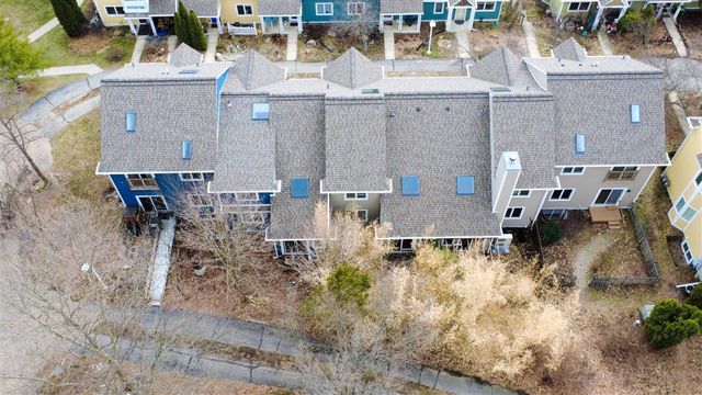 424 Little Lake Drive 26, Ann Arbor, MI 48103