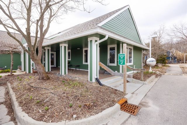 424 Little Lake Drive 26, Ann Arbor, MI 48103